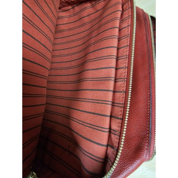 LOUIS VUITTON Authentic Marais MM LV Empreinte Leather Red Handbag Satchel LV - Picture 14 of 16